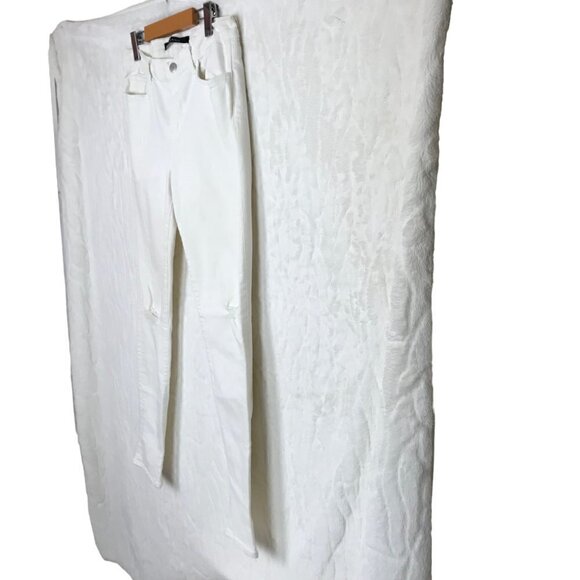 J Brand White Distressed Jeans Size 32 - Picture 5 of 9